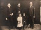 Семья Закис (примерно 1914 год)
