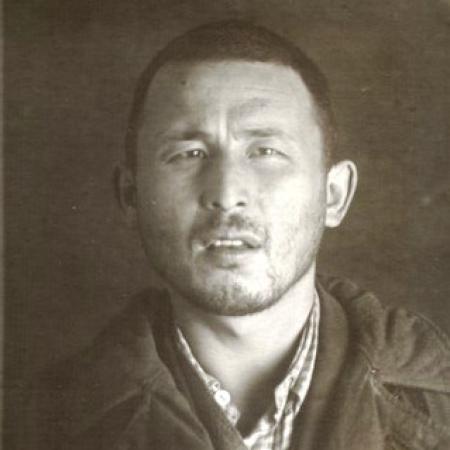 Султанов Вахаб