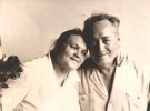 незадолго до смерти, с женой, Марией Афанасьевной. У них было двое детей - мой дед, Константин Иванович, отец моего папы, и его сестра, Элеонора.