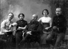 Татур Косьма Феликсович в центре. Слева Мария Феликсовна, справа Елена Феликсовна