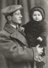 Фотография Флориана Захарова (Филипп Бахарев) с сыном Олегом