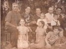 семья Леонгардт 1960-61г.г. (в последнем ряду двое слева и их дети, на фото нет самого старшего - служил в армии и самой младшей, т.к. родилась в 1963г.)