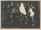Фотография Н. С. Гумилёва в группе с К. К. Вагиновым, Д. М. Горфинкелем, В. С. Лурье, В. Ф. Миллером, И. М. Наппельбаум, Ф. М. Наппельбаум, Рогинским-Карейвой Томасом, А. И. Федоровой и другими.