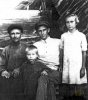 Слева на фото ЯНИЦКИЙ Станислав Юлианович с детьми, Любовью и Константином, и племянником. 1930 г.