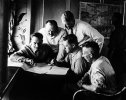 1931 год. Встреча в лаундже дирижабля «Граф Цеппелин». Слева направо: д-р Людвиг Коль-Ларсен, профессор П.А.Молчанов, фон Шиллер и Кнут Эккенер, сын доктора Эккенера, командира дирижабля.