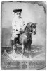 Это фото Максима Дмитриева 1890 года. На нем мальчик - Миша Ушаков. Впоследствии Михаил Федорович стал управляющим Нижегородского ярмарочного ипподрома. Репрессирован в 1937-м.