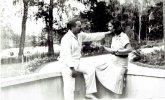 Супруги Аросевы. Сестрорецк, 1937 г.

