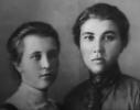 Уфимцева Мария Николаевна с сестрой Бычковой Анной Николаевной