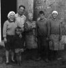 Михайлинова (Вейт) Эльвира Генриховна 1931 г.р.,Михайлинов Николай Бадмаевич 1932 г.р. (слева)их сыновья Алексей 1968 г.р. (слева) Сергей 1960 г.р. (в правой части снимка)