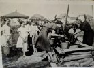 Попова (Ивлиева) Раиса Ивановна, жена. Справа в белом платке. С учительницей и учениками Арчадинской школы