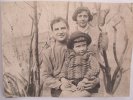 Фото Шлёмы(Семёна) Лейзеровича Криславского с Женой и дочкой 1935г.