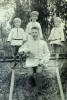 Владимир Николаевич Бенешевич с детьми: старшим Никитой и младшими сыновьями ― близнецами Дмитрием и Георгием.
[1914].
СПбФ АРАН. Ф. 192. Оп. 3. Д. 172. Л. 62.