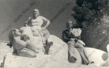 Любовь Орлова и Владимир Нильсен. На обороте надпись:

Сюжет уложится в два слова:
Воссевший кино-лев на льве
И на державной голове
Орлом сидящая Орлова