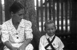 Елизавета Владимировна Трубецкая с младшим сыном Георгием. Дмитров, 1939 г.