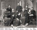 Стоят слева направо братья — все студенты: Александр Петрович, Константин Петрович, Василий Петрович Григоровичи. Сидят: мама Екатерина Рудольфовна, папа — учитель русского языка, затем ученый секретарь Александровской гимназии в Николаеве Петр Семенович, дочь Мария Петровна, бабушка, дочь брата Бориса Петровича Настя и сам Борис Петрович.Василий умер от туберкулеза. Остальные три брата арестованы НКВД и расстреляны в 1938-1939 гг. Двое были начальниками: Константин Петрович в металлургии и Александр Петрович строил Московское метро, был одним из замов Л. Кагановича. Третий брат — Борис Петрович — был преподавателем университета в Николаеве.
