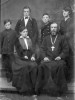 Николай Васильков с семьей: жена Людмила (в дев. Доманская), дочь Софья, имена мальчиков неизвестны