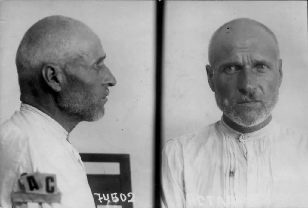 Михаил Гаврилович Астафьев  Родился в 1882 г. Место рождения: Татарская АССР, Чистопольский р-н, с. Старое Иванаево. Русский. Род деятельности к моменту ареста - "Артамоновский трамвайный парк: вагоновожатый". 