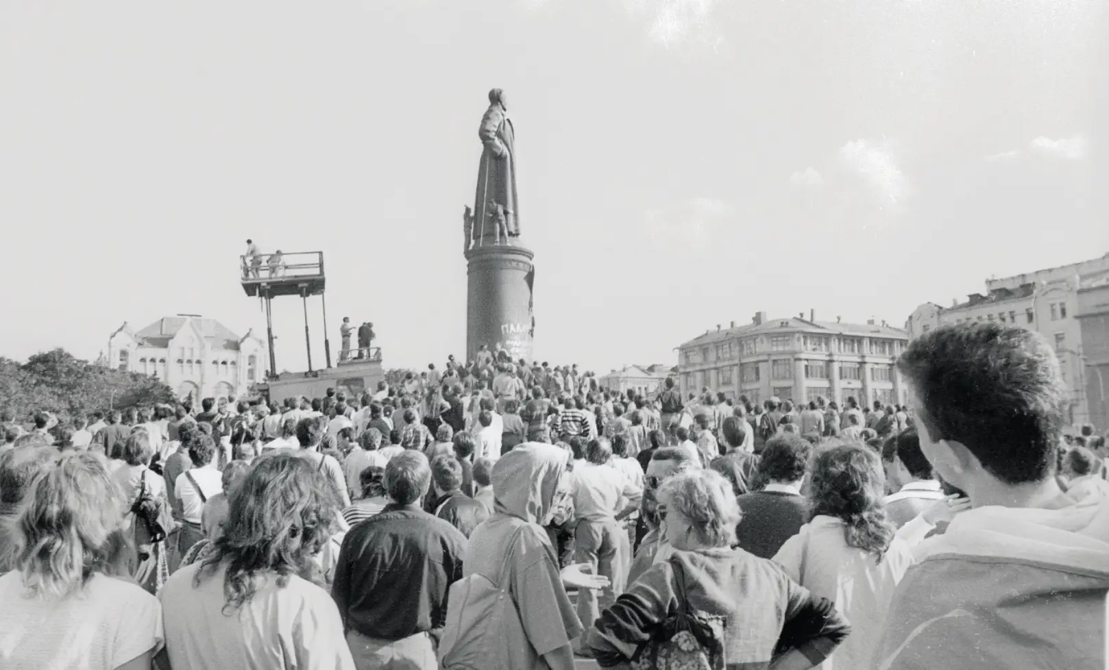 Бронзовый феликс