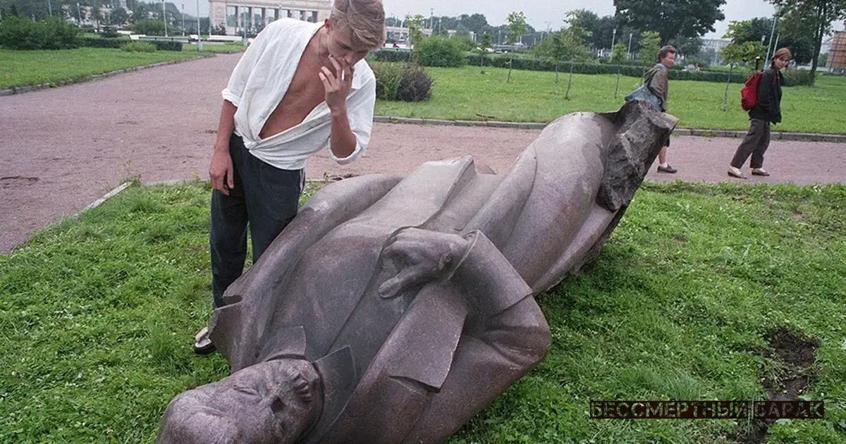 Память о репрессированных. Дзержинский и Сталин снова в Москве