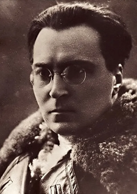 Виктор Серж (Виктор Львович Кибальчич) (30 декабря 1890 — 17 ноября 1947)  — писатель