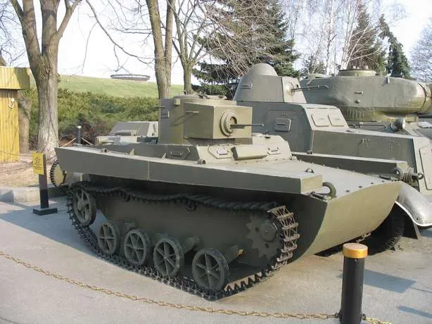 ЛЕГКИЙ ПЛАВАЮЩИЙ ТАНК Т-37 